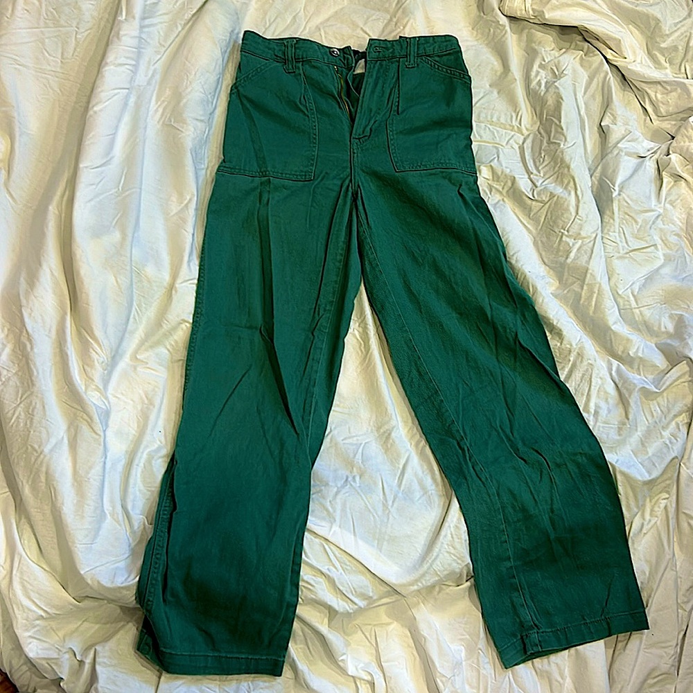 Green high waisted jeans